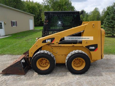 cat skid steer white smoke and bogsdown|CAT 236B Sputter and White smoke .